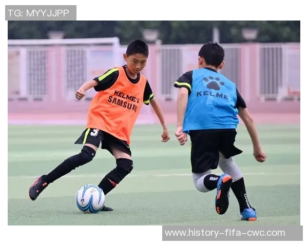 学校购置五个足球以提升学生体育活动参与度和团队合作精神 学校购置五个足球以提升学生体育活动参与度和团队合作精神